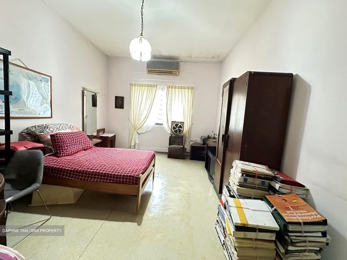 Sennett Estate (D13), Terrace #553575131